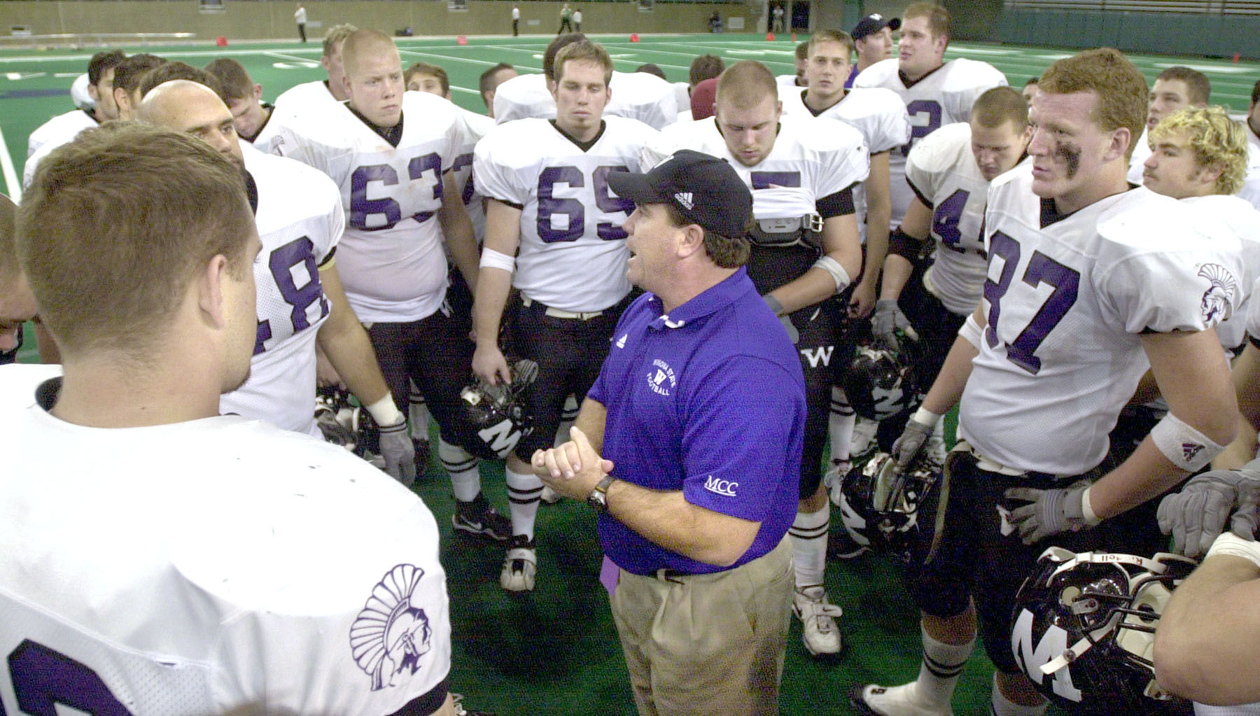 2001: Winona State at North Dakota